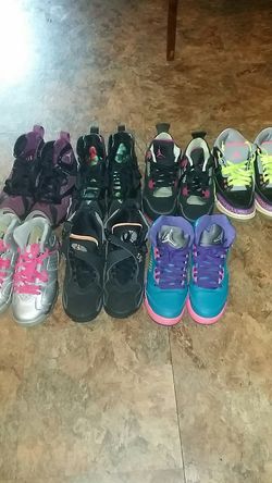 Jordans size 4 - 5 1/2 youth.....best offers