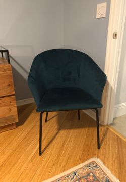 8 Modani Alta velvet dining chairs