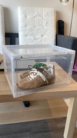 Clear Acrylic Stackable Shoe Storage Box / Sneaker Display Case