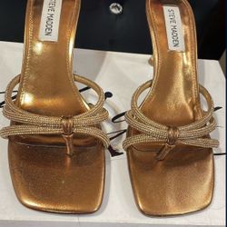 Steve Madden Gold Heels 