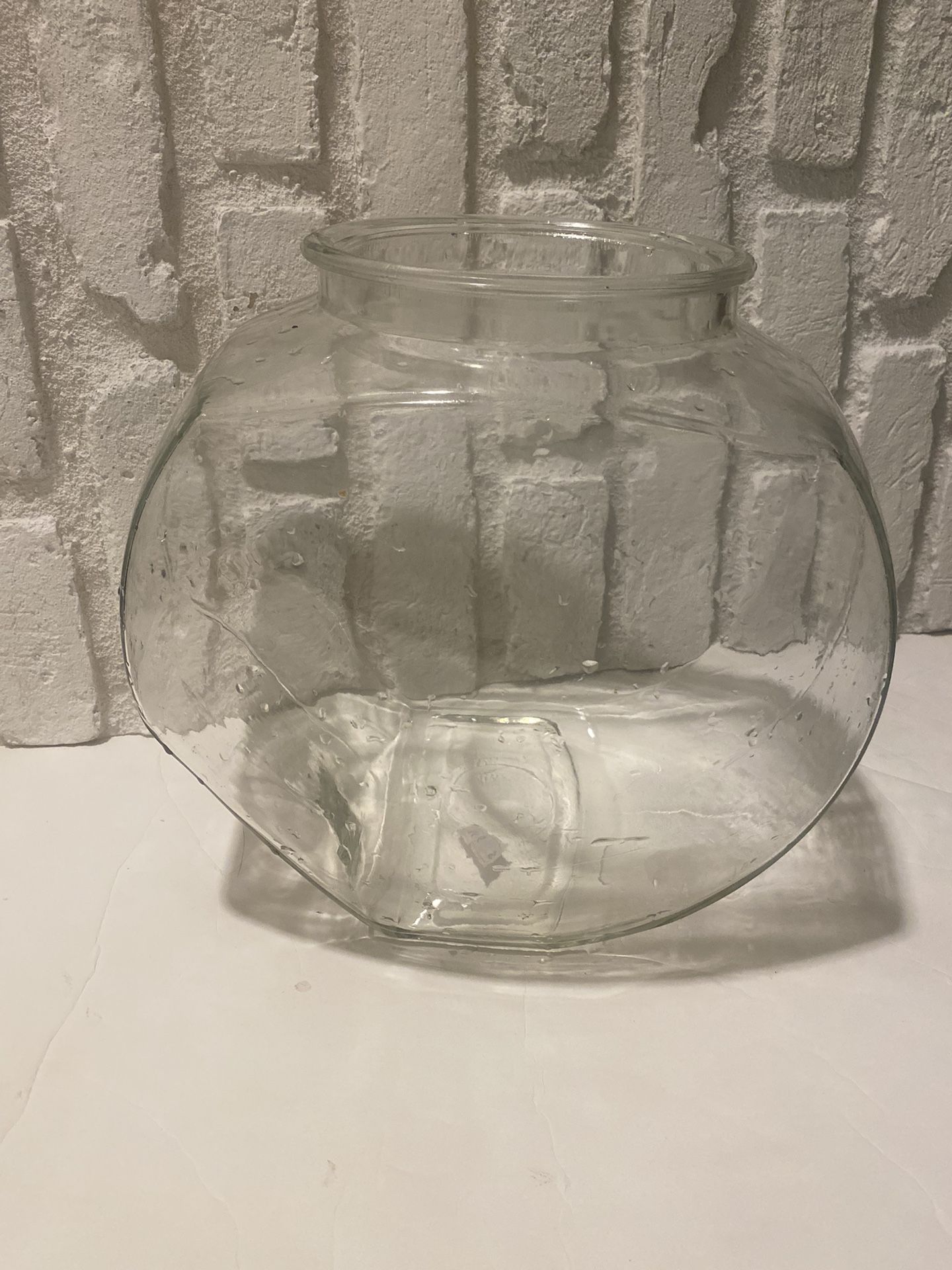 10.5”Hx10”W Glass Fish Bowl