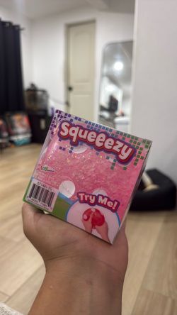 Squeeezy dice