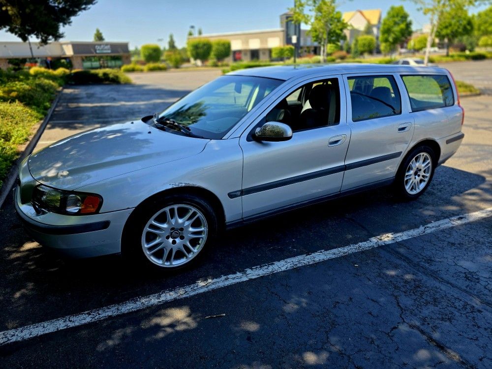 2001 Volvo V70