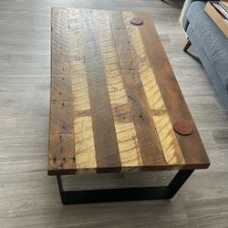 Genuine Wood Craft Coffee Table 