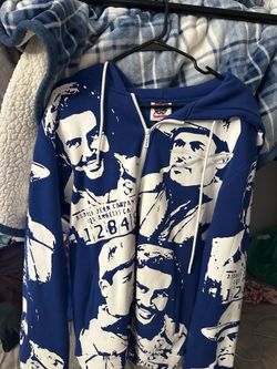 Asaali sweater