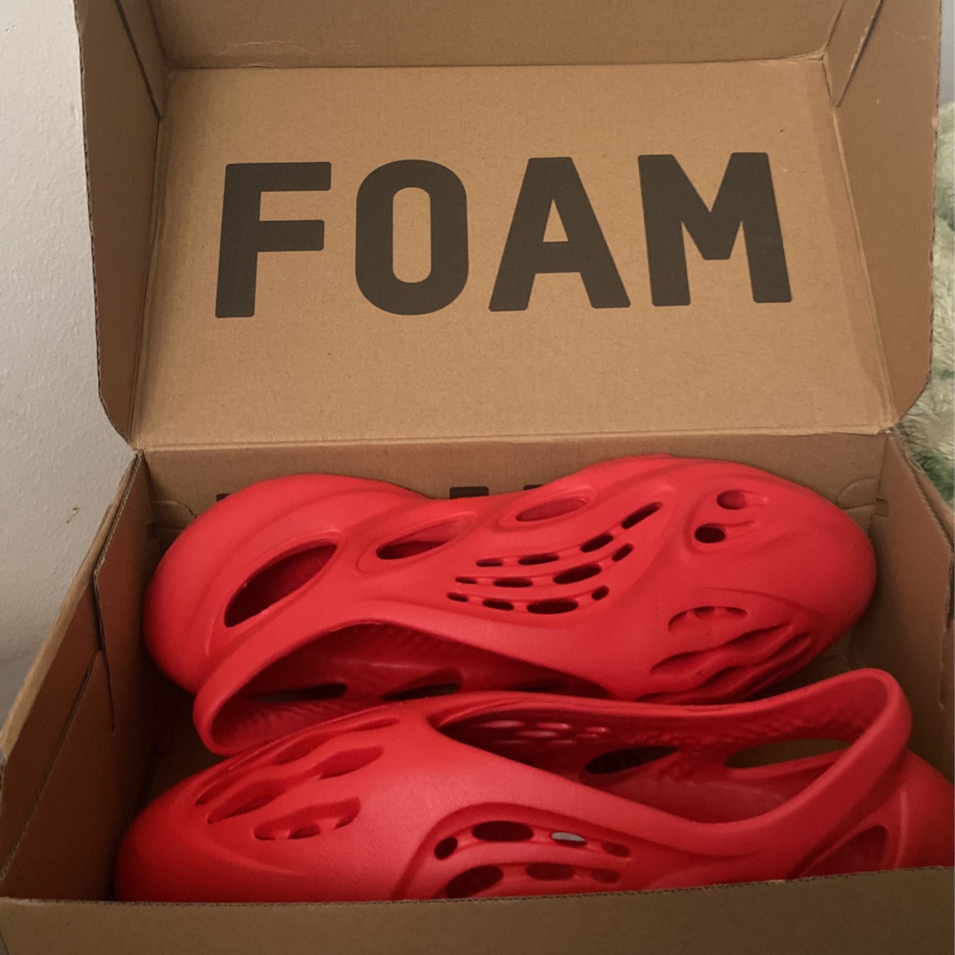 Red yeezy Foam Runners