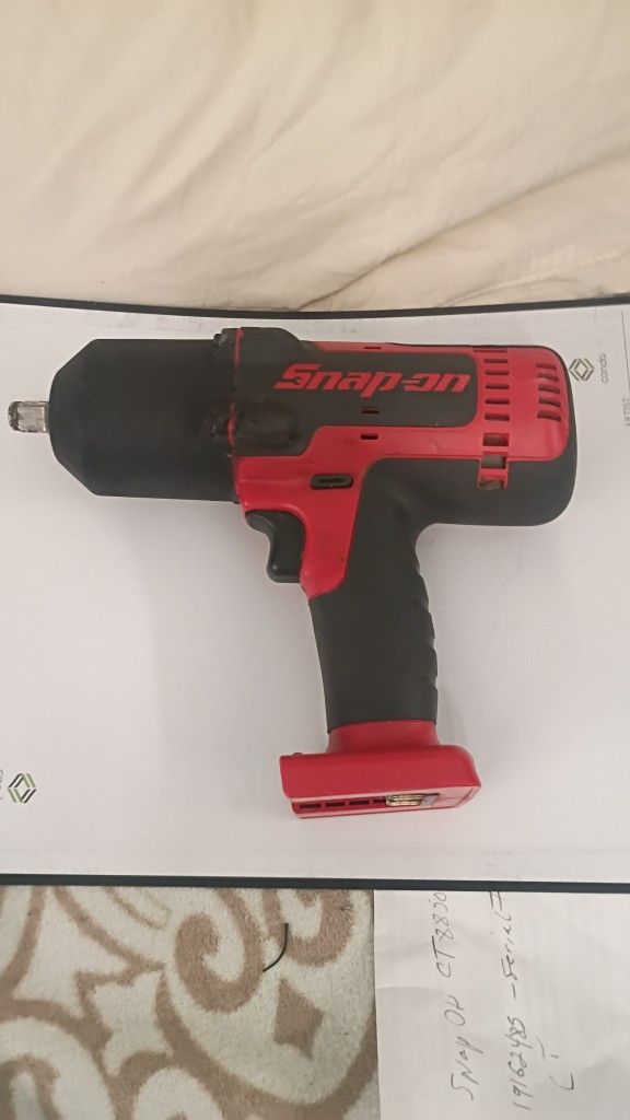 SNAP-ON 1/2 Drive Impact Wrench- No Battery No Charger