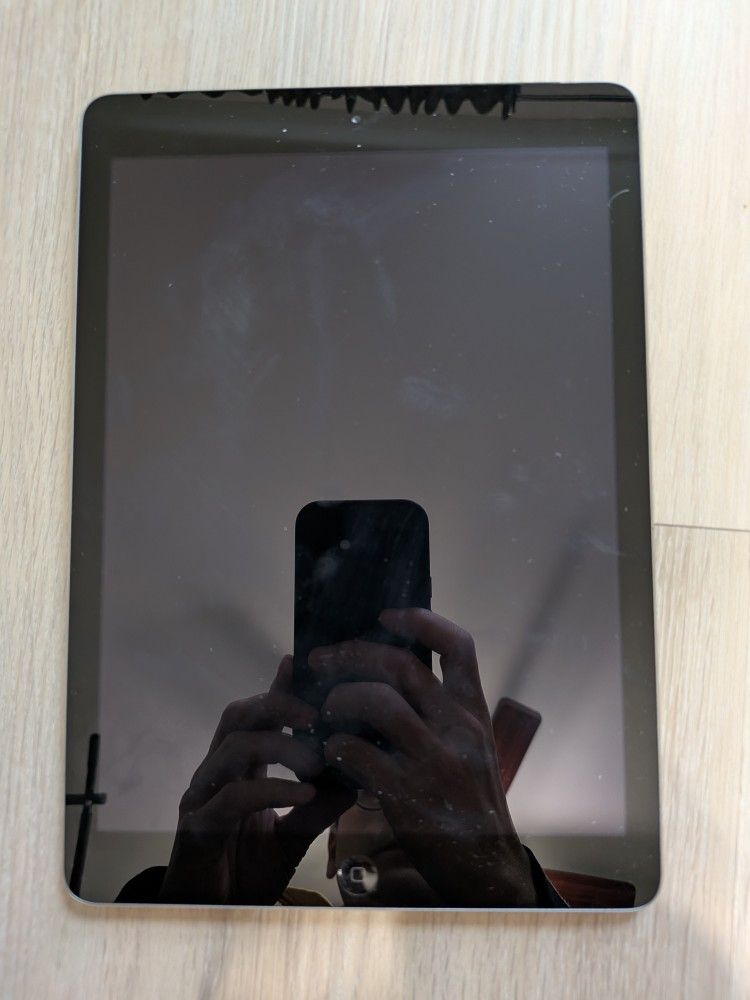 Apple iPad Air **PART ONLY** LOCKED