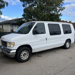 1995 Ford Econoline
