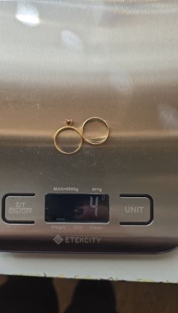 Gold (18k) Solitary Diamond & Gold (14k) Ring