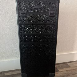 Byootique Cosmetology Case