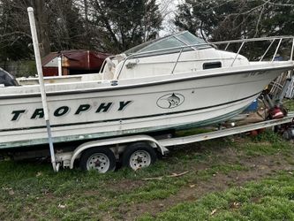 2002 Bayliner Trophy