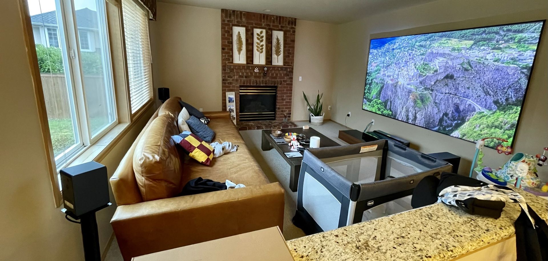 Hisense 4K HDR 120” UST Projector (laser TV) With Screen
