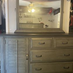 King Size Bed Frame And Dresser With Mirror