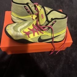 Nike Hypersweep Rio Colorway