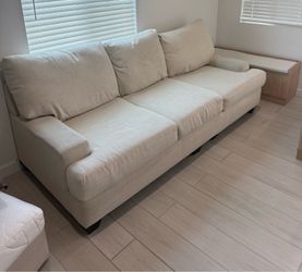Living Spaces Harper Foam Sofa – Beige Linen (95”)
