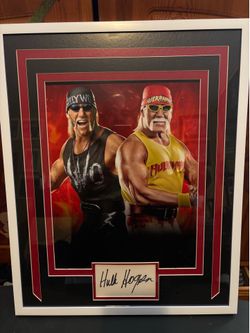 Hulk Hogan authentic signed frame, WWF WWE