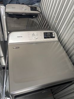 Maytag Washer and Dryer Set