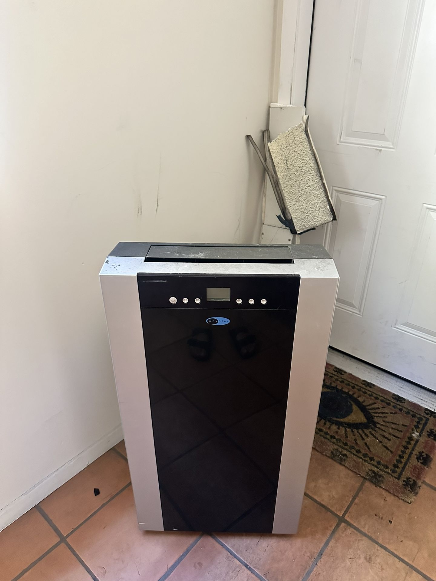 Portable AC Whynter