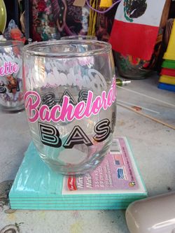 Glass cups