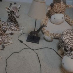 Baby Nursery Room Giraffe Décor