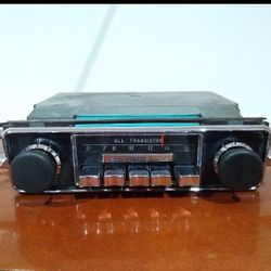 Volkswagen Beetle, Volkswagen  Bug - Motorola Sapphire V Radio