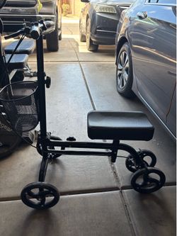 Knee scooter
