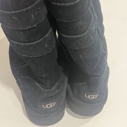 UGG Boot Size 6 Bakersfield 