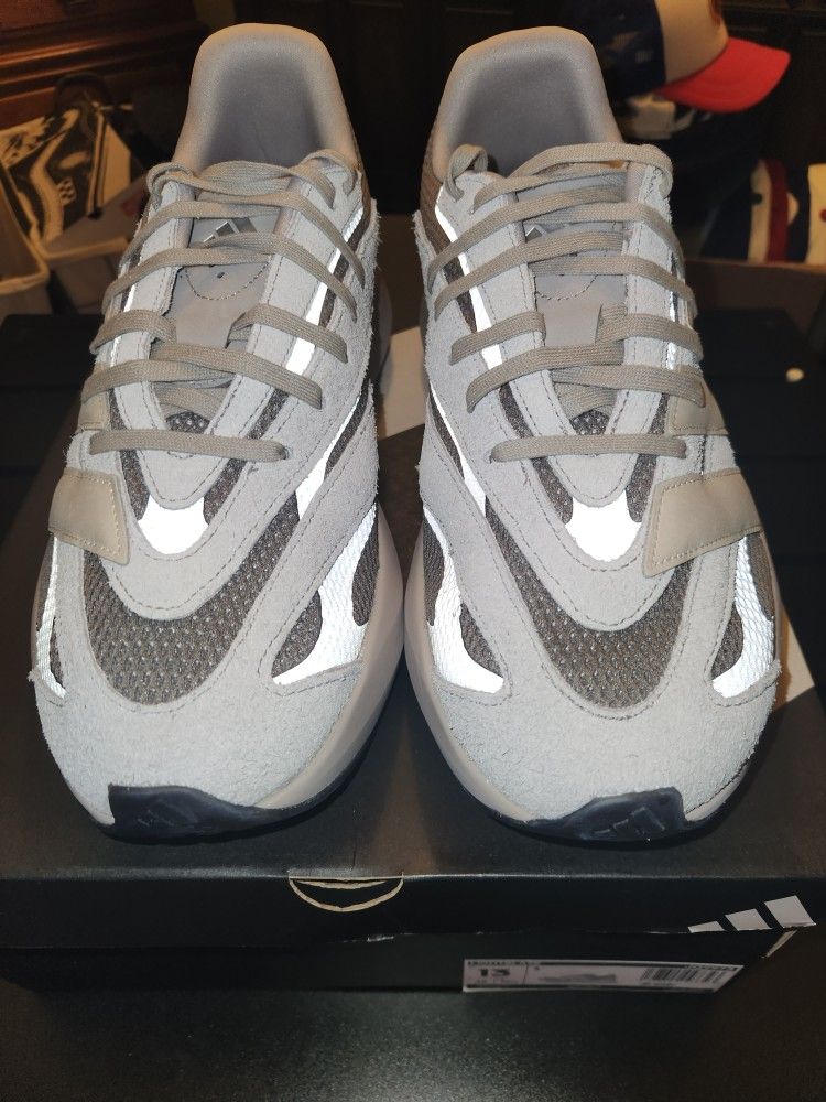 Adidas Lightblaze Size 13