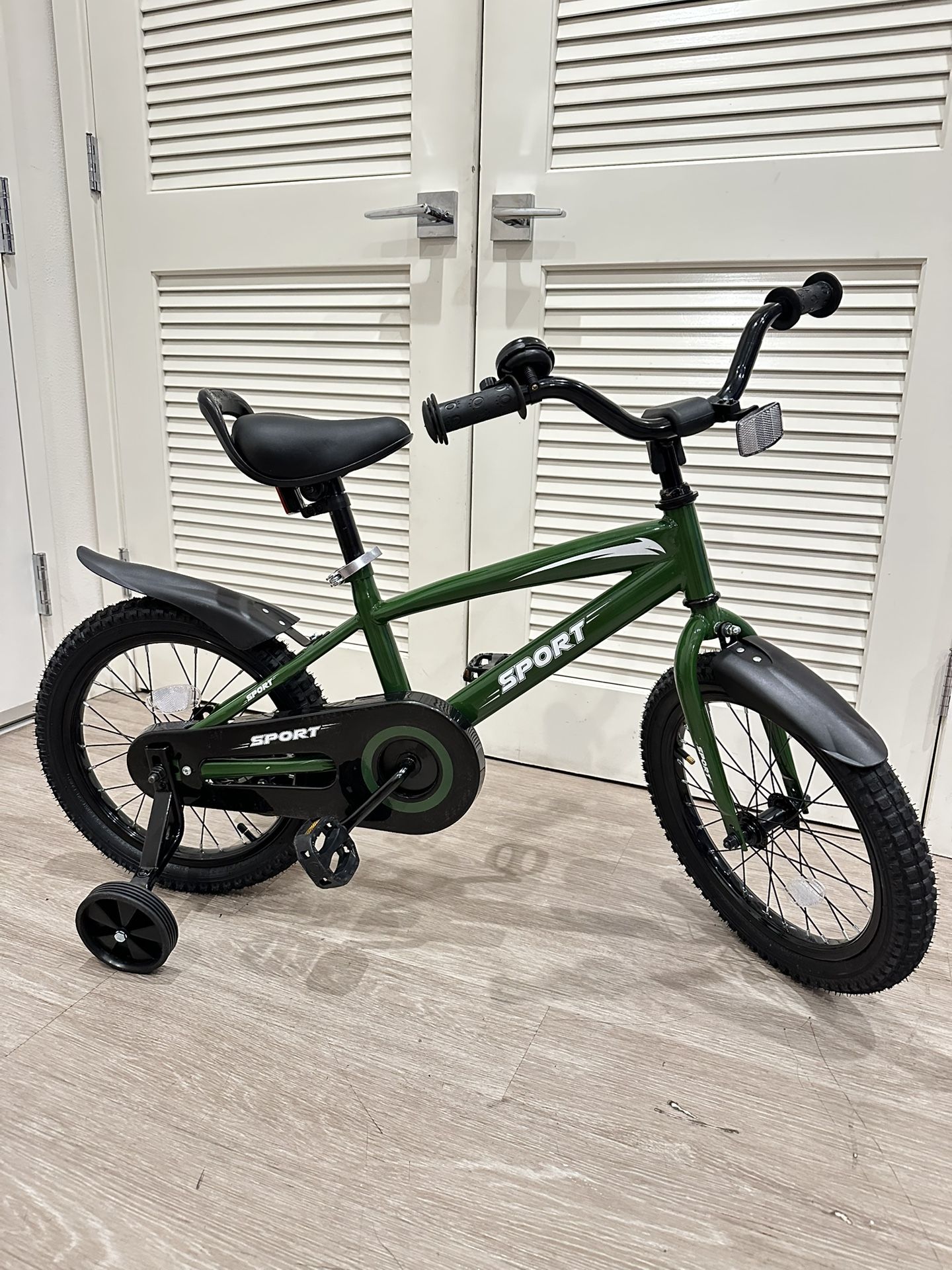 Kids Bike for Boys Girls 16 Inches Kid Bicycle with Kickstand Training Wheels , pedal brake,