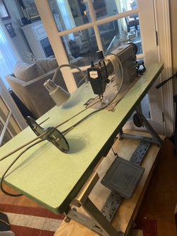 Single Needle Juki Sewing Machine