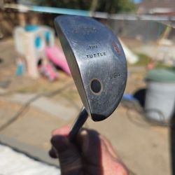LH Left handed Callaway Golf club putter. The tuttle