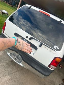 2000 Ford Explorer
