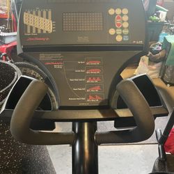 Life fitness X9 Commercial Grade Gym Eliiptical