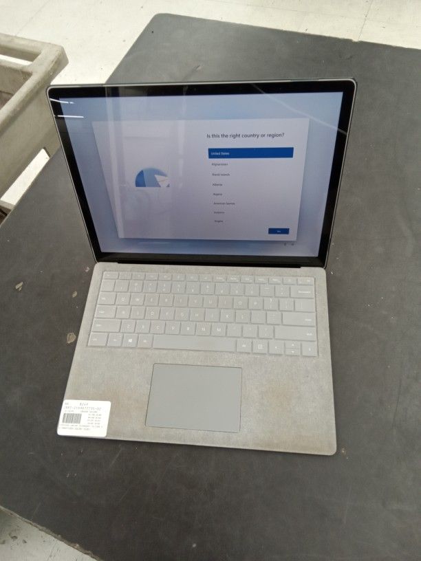 Microsoft Laptop