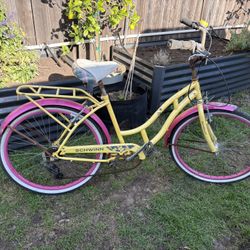 Schwinn Clairmont Cruiser