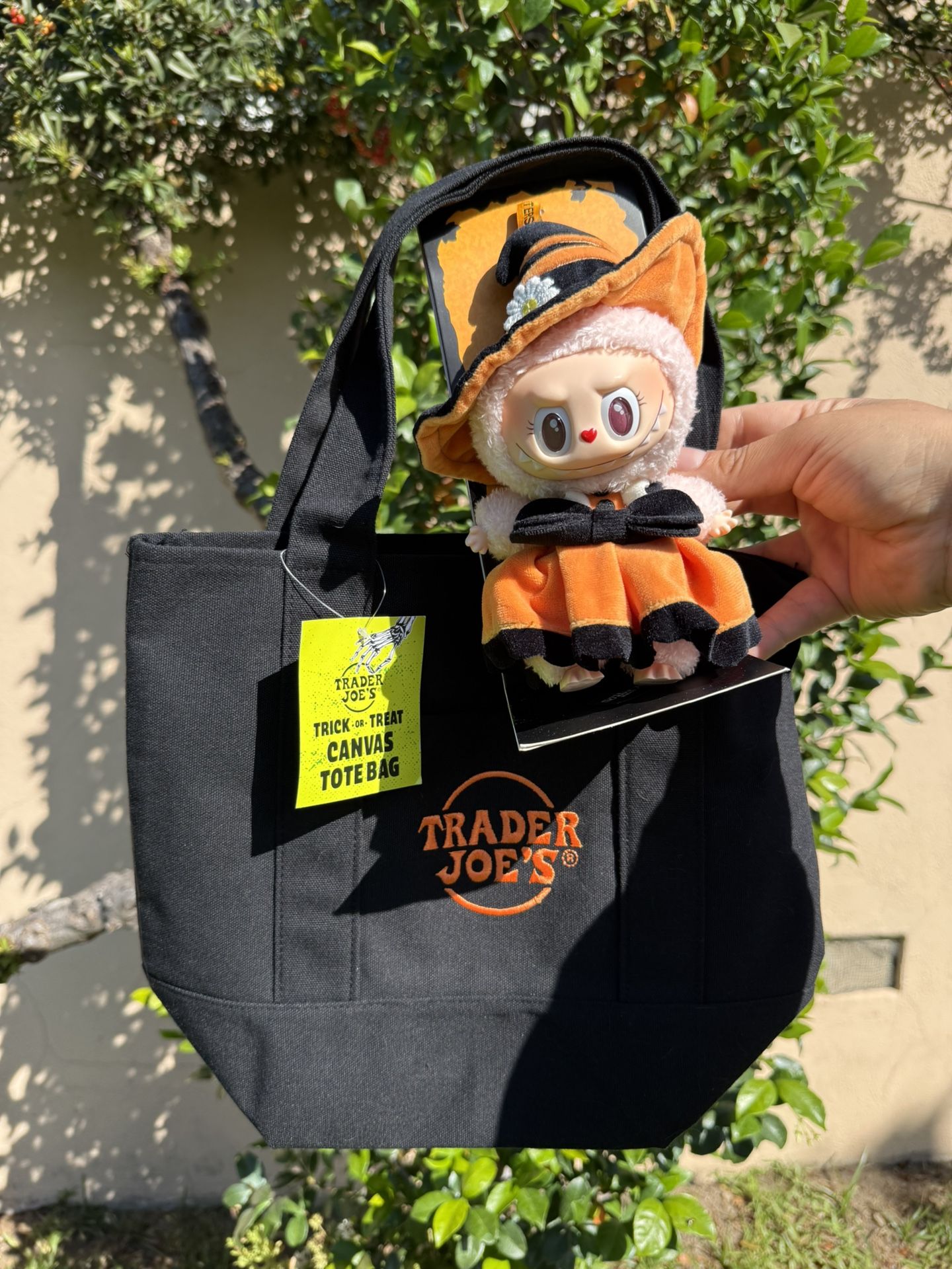 Trader Joe’s Halloween Tote (Black)