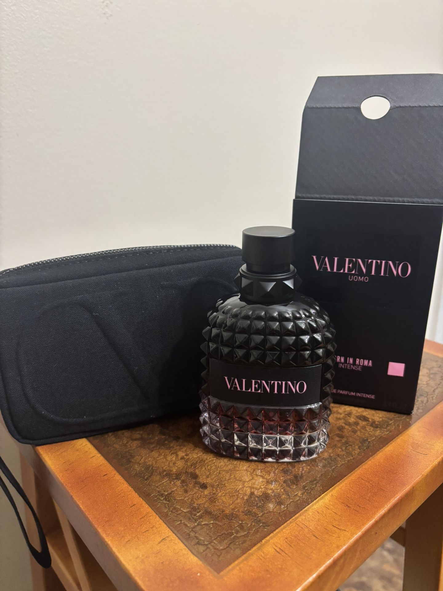 Valentino born in roma cologne