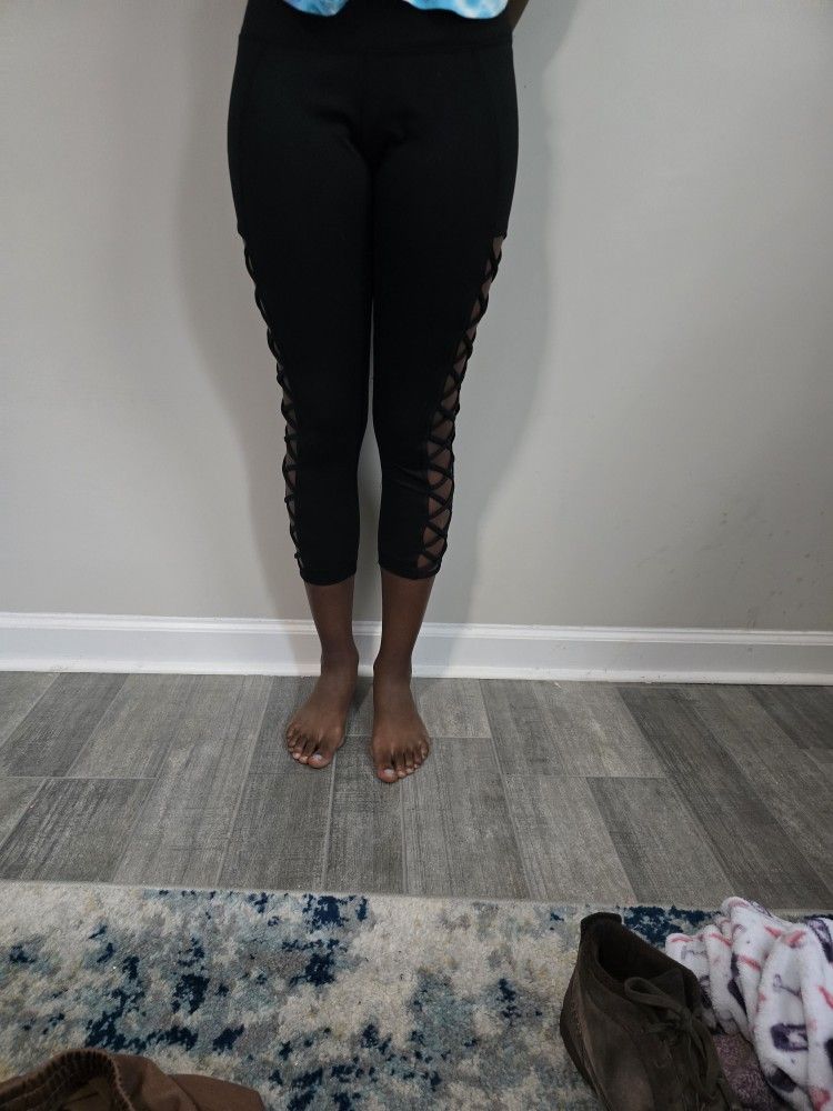Womens Small Yogalicious Leggings with Side Cutouts