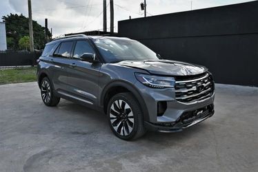 2025 Ford Explorer