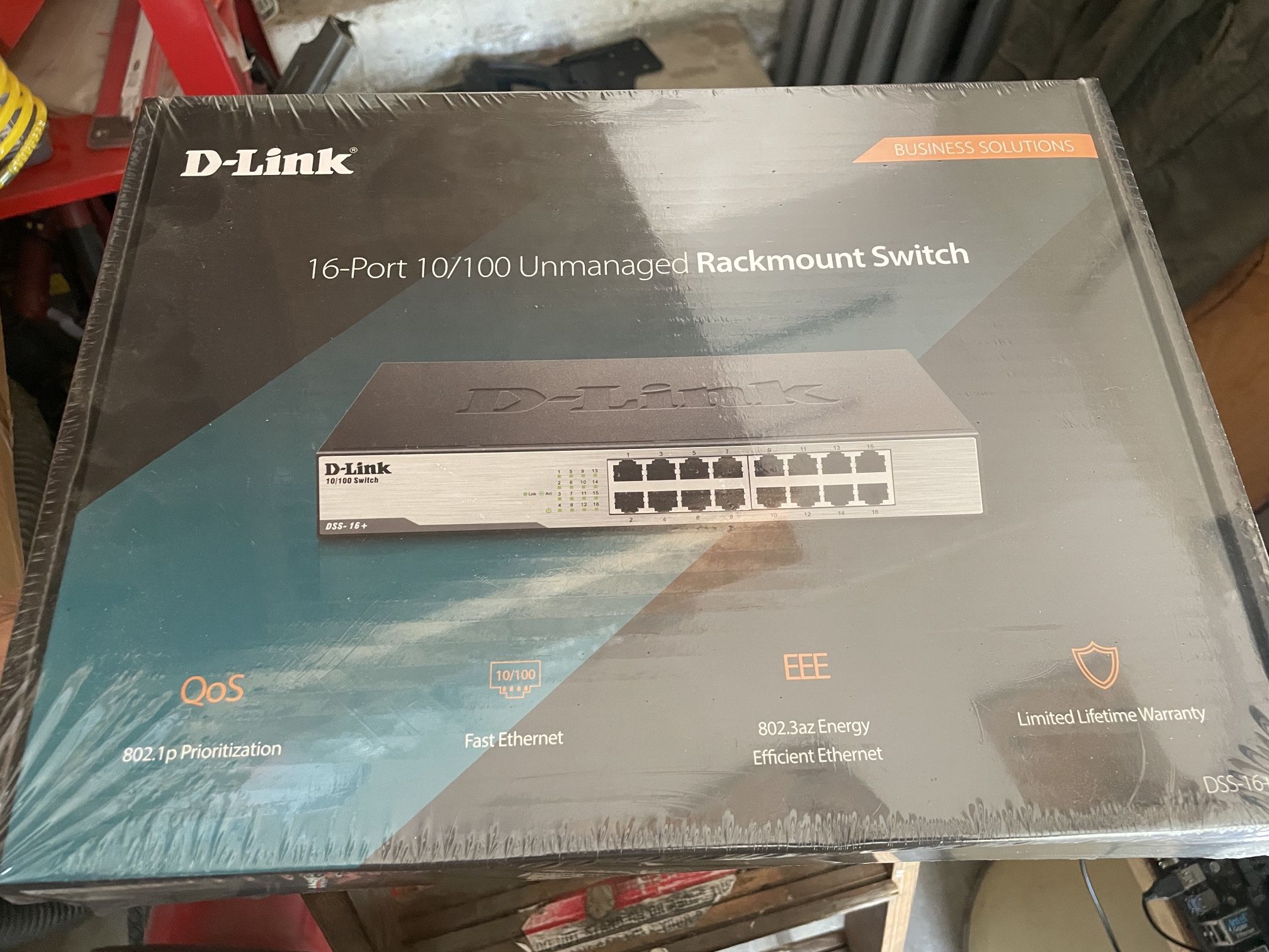 DLink DSS-16+ Network switch