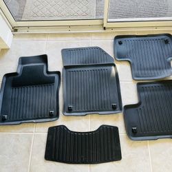 Volvo XC60 All Weather Floor Mats