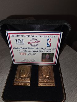 Limited Edition Grant Hill and Jason Kidd Bronze Highland Mint Set