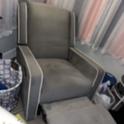 Rocking Chair With Recliner 