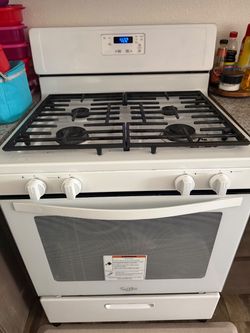 Cocina, microondas y lavaplatos