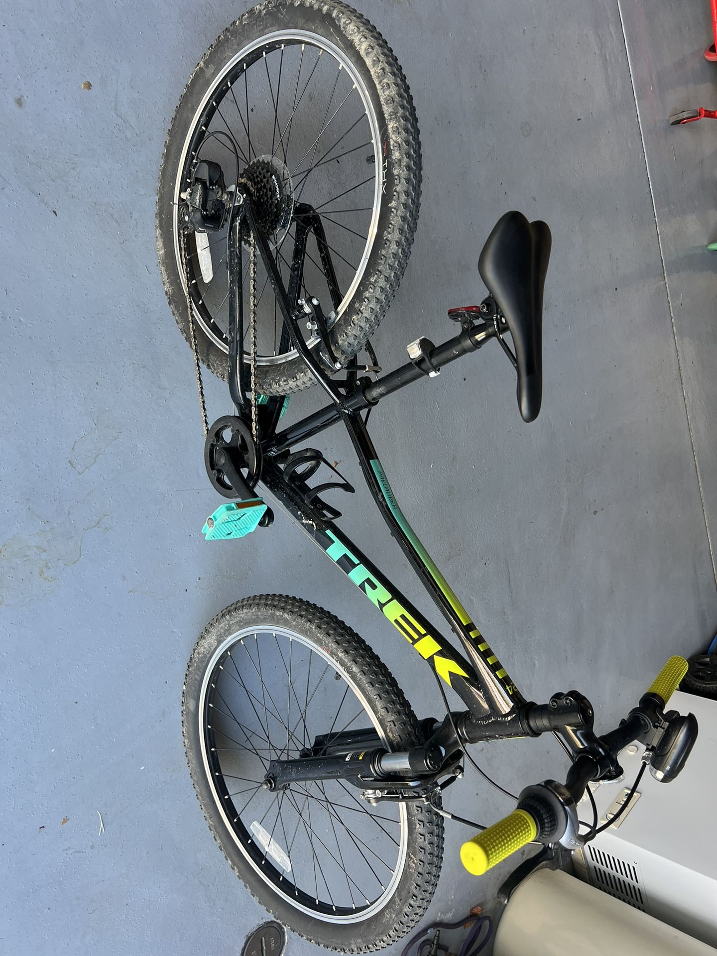 24” Precaliber Trek Bike