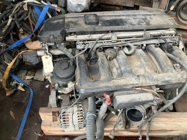 BMW 318I ENGINE 1.8