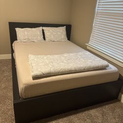 Bed frame + Queen Bed