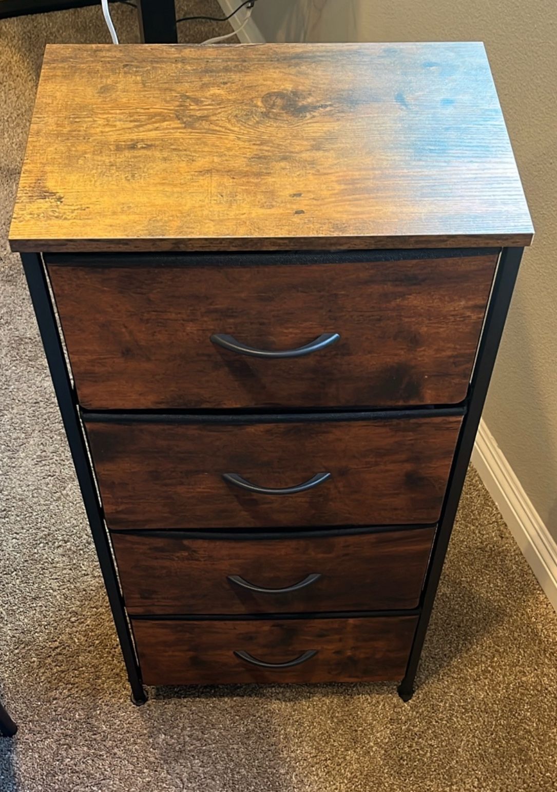 Dresser - 4 Drawers