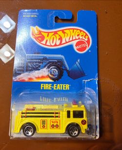 1992 Hot Wheels Fire-Eater Yellow #82 NIB